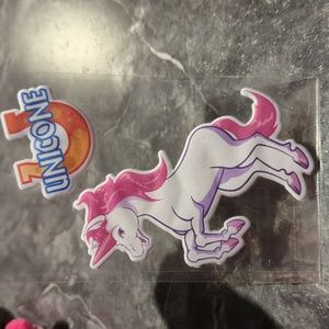⭐️ 5/ $25 Chapmans Unicorn sticker new